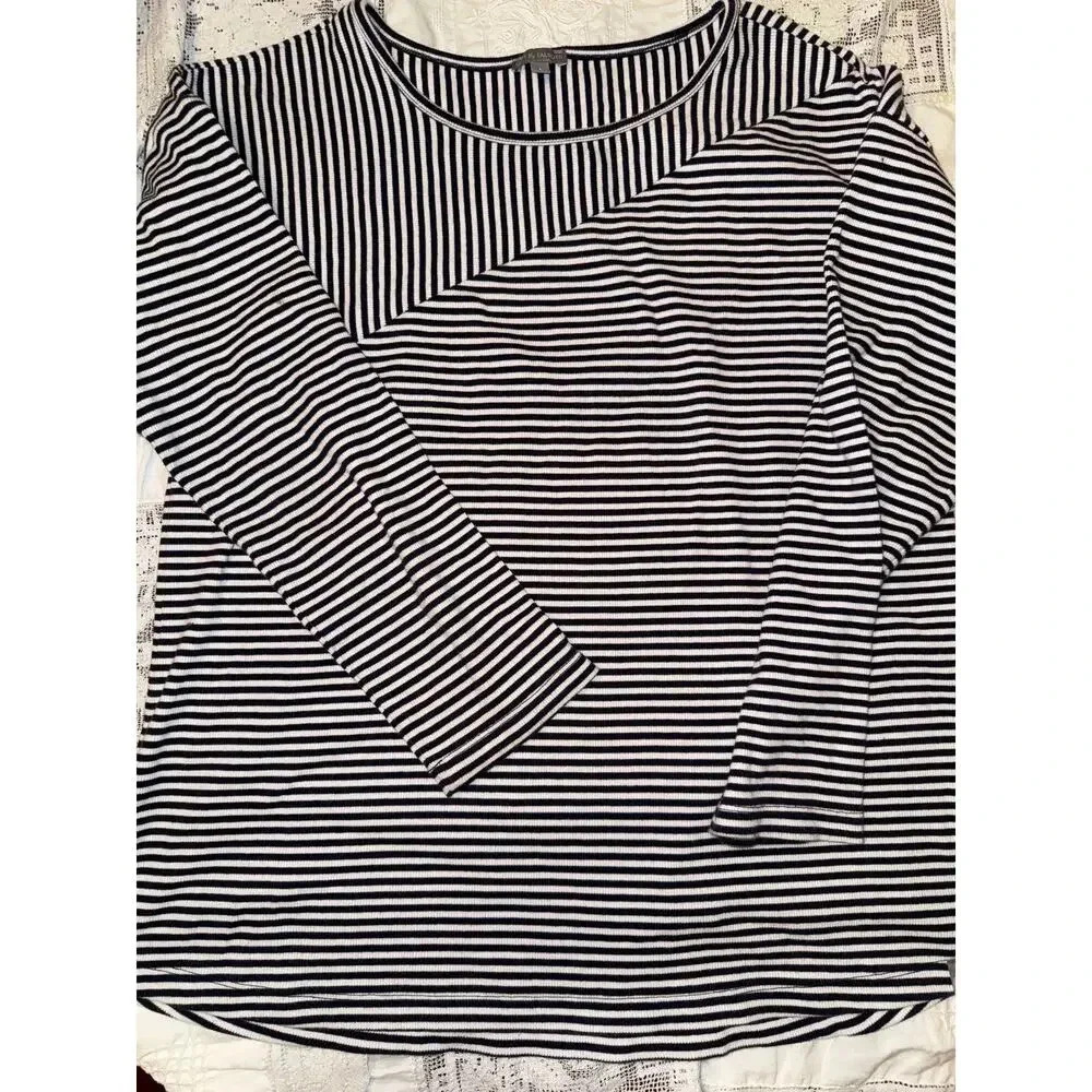 T BY TALBOTS TOP size L large